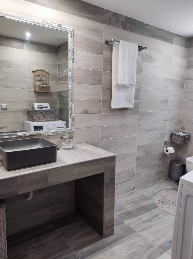 Corfu Sunset Family Apartment เลียปาเดส ภายนอก รูปภาพ